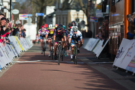 CANYON//SRAM Racing: Double podium on opening day of Healthy Ageing Tour