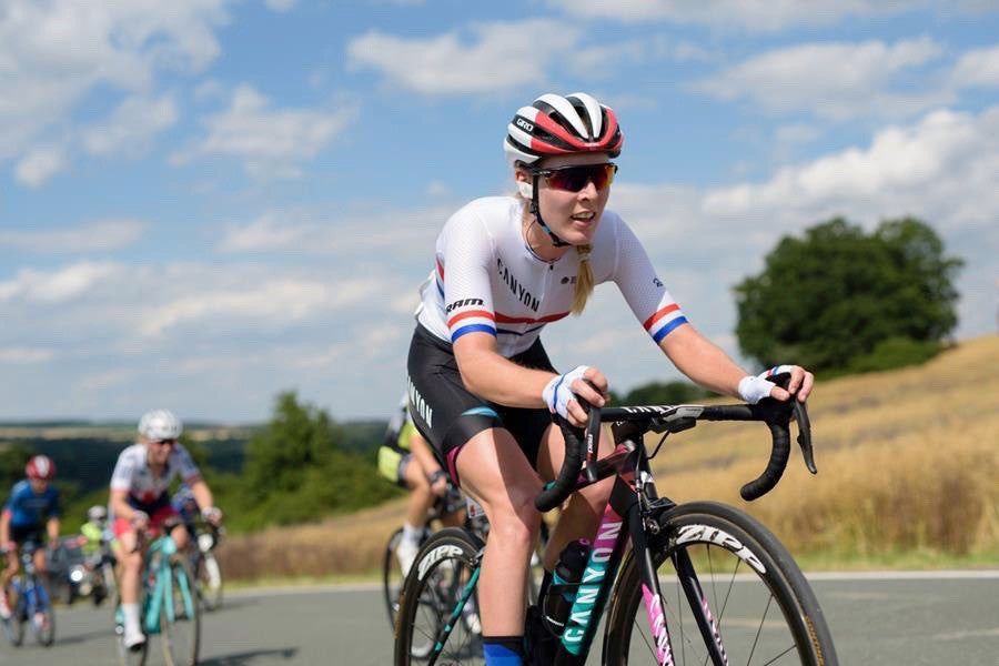 CANYON//SRAM Racing: British road champion Hannah Barnes racing the Prudential RideLondon Classique